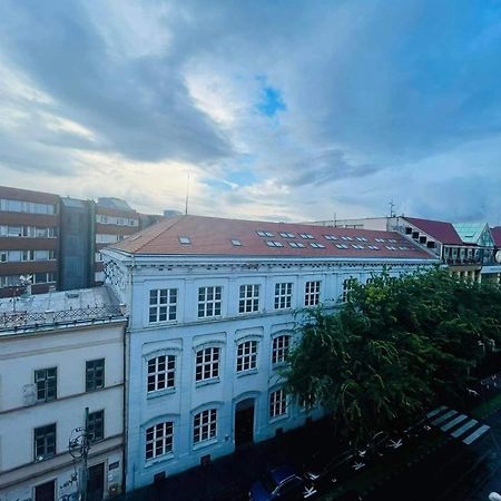 Lovely 2Bdr In Center, Wifi & Self-Check In Братислава Экстерьер фото